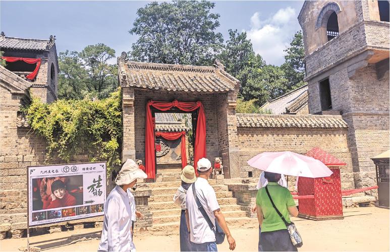 文旅局长出圈2.0（文旅局长出圈材料题）